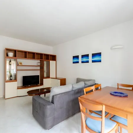 Altido Colourful Flat, Short Walk To The Beach * סנטה מרגריטה ליגורה