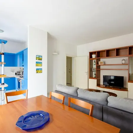 Altido Colourful Flat, Short Walk To The Beach * סנטה מרגריטה ליגורה