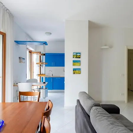 Apartment Altido Colourful Flat, Short Walk To The Beach